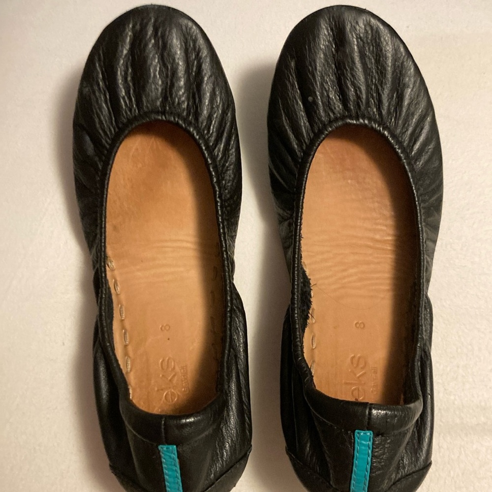 Black tieks GUC. Size 8